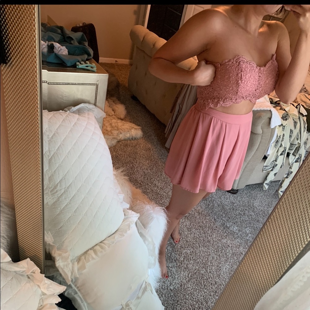 Mauve romper with lace detailing! Like new